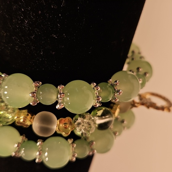 3 Soft Green, Goldtone & Silvertone Glass Beaded Stretch Bracelet Set - Picture 4 of 5